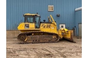 2016 Komatsu D65PXL-18  Dozer